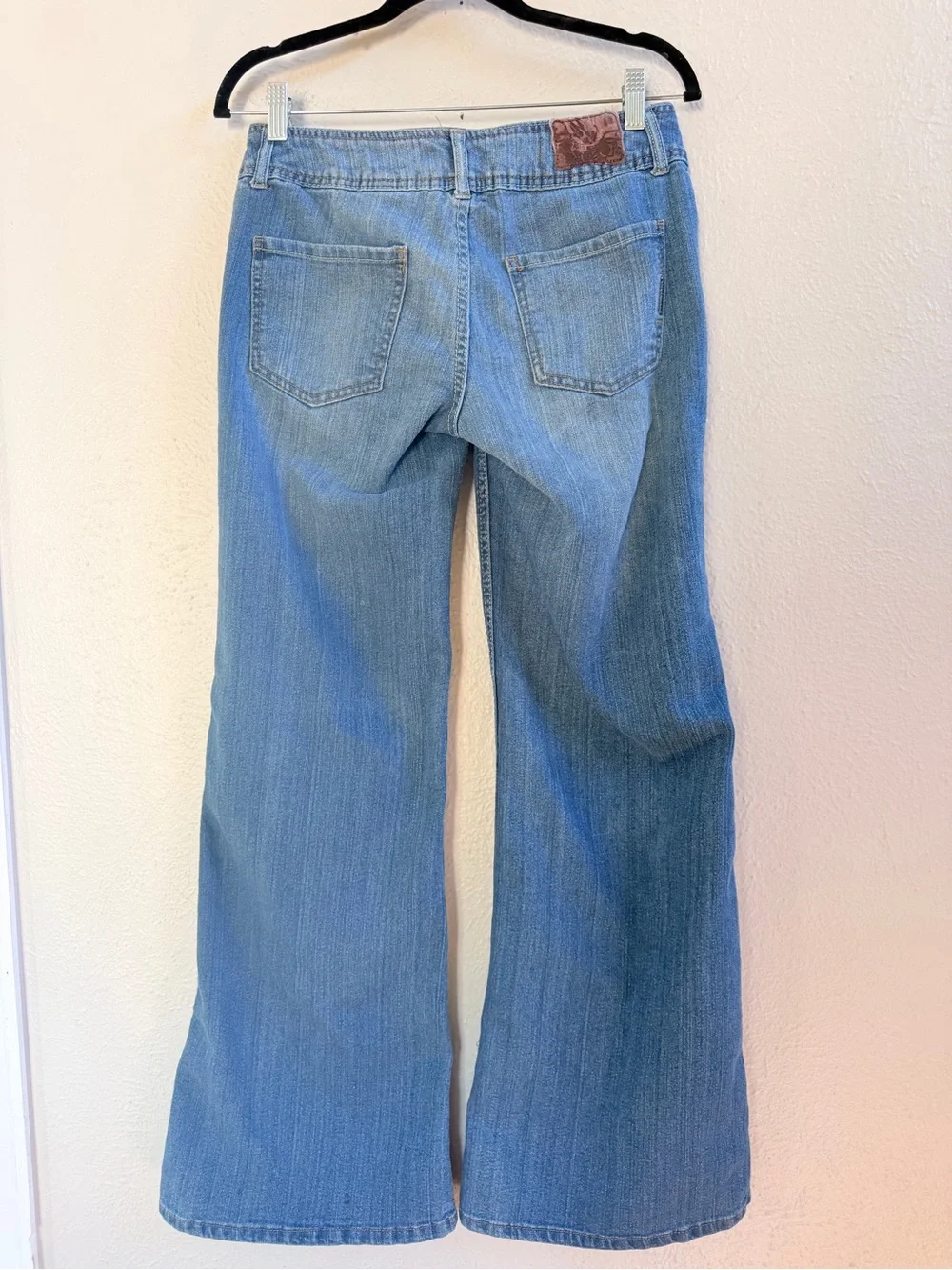 Paris blue low rise wide leg jeans - Picture 6 of 8